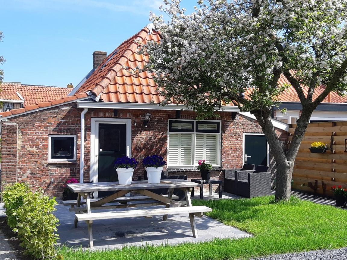Waddenfestijn Vila Paesens Exterior foto