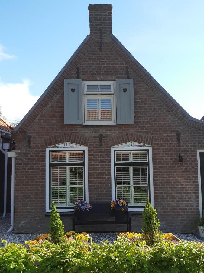 Waddenfestijn Vila Paesens Exterior foto
